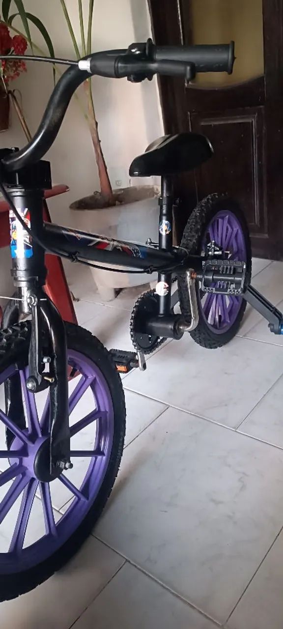 bicicleta aro 16 semi nova  - Foto 5