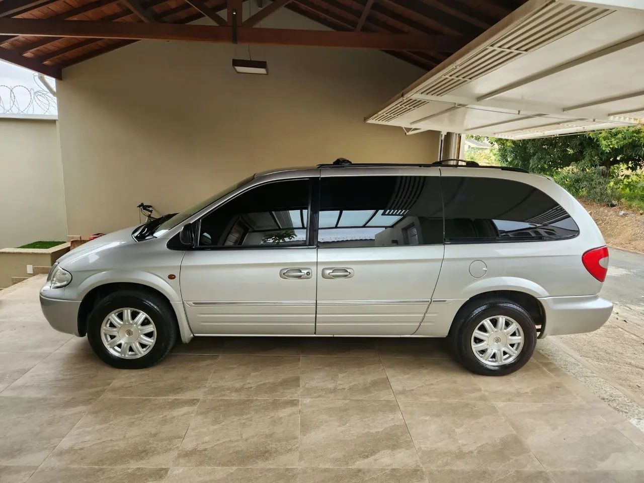 TRANSPORTE EXECUTIVO PREMIUM COM CONFORTO E EXCLUSIVIDADE