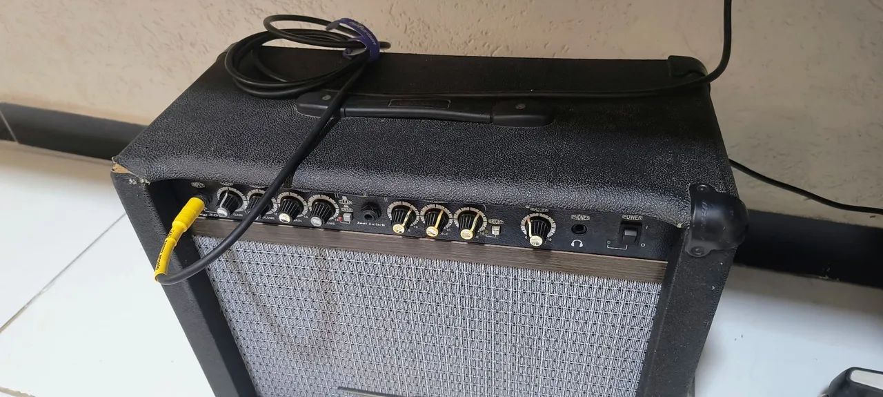 Amplificador de guitarra  - Foto 2