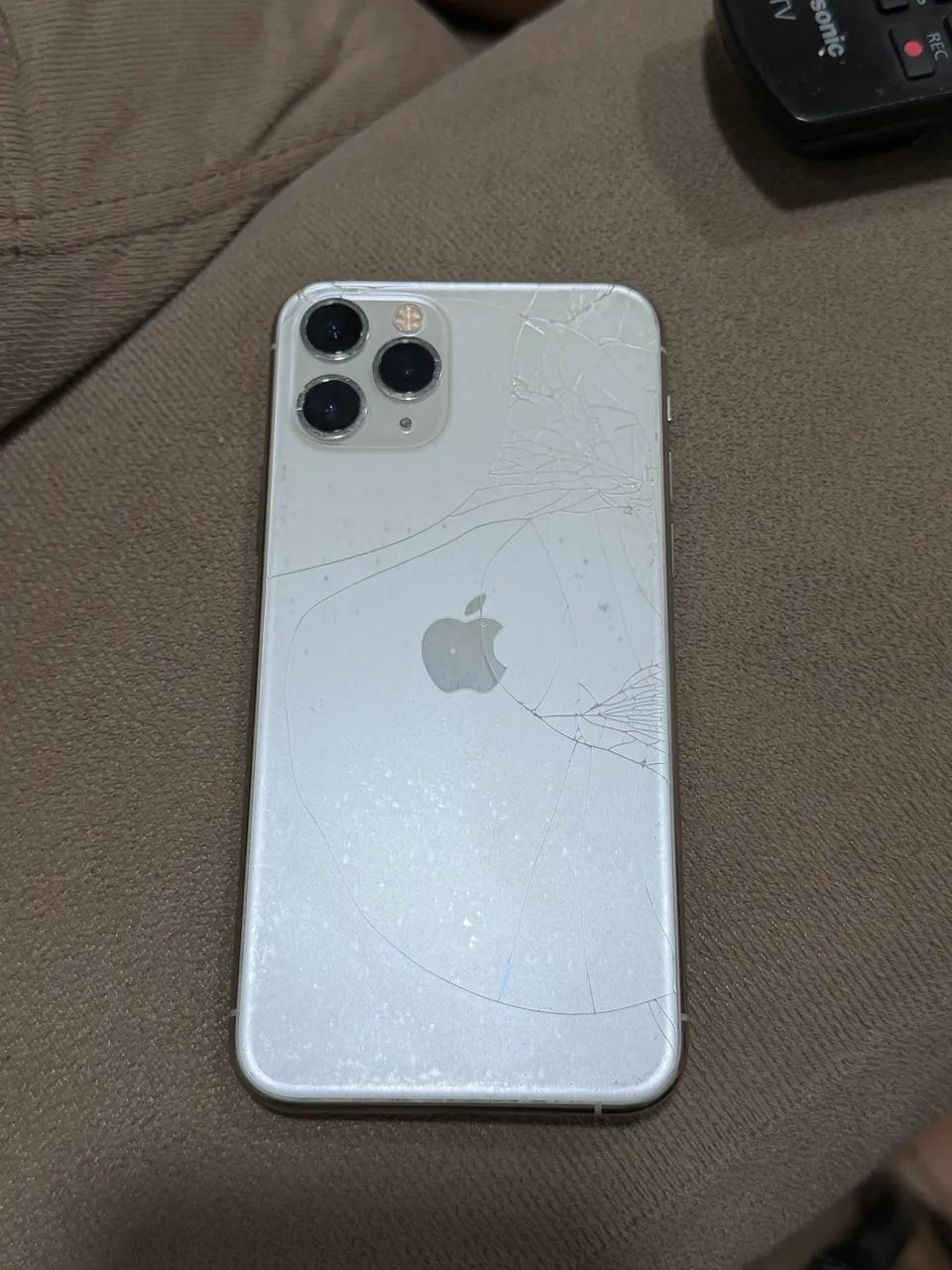 iPhone 11 Pro branco  - Foto 3