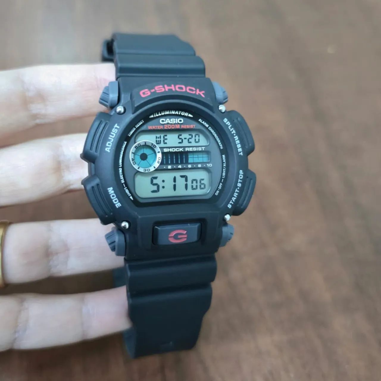 Relógio Casio G-SHOCK DW 9052 - Foto 2