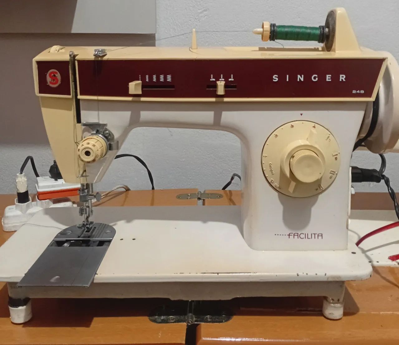 Máquina singer funciona perfeitamente  - Foto 3