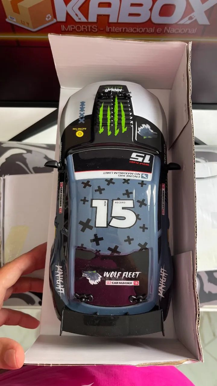  Carrinho de Controle Remoto Drift Racing 1:16 - Com Sistema de Fumaça - Foto 4