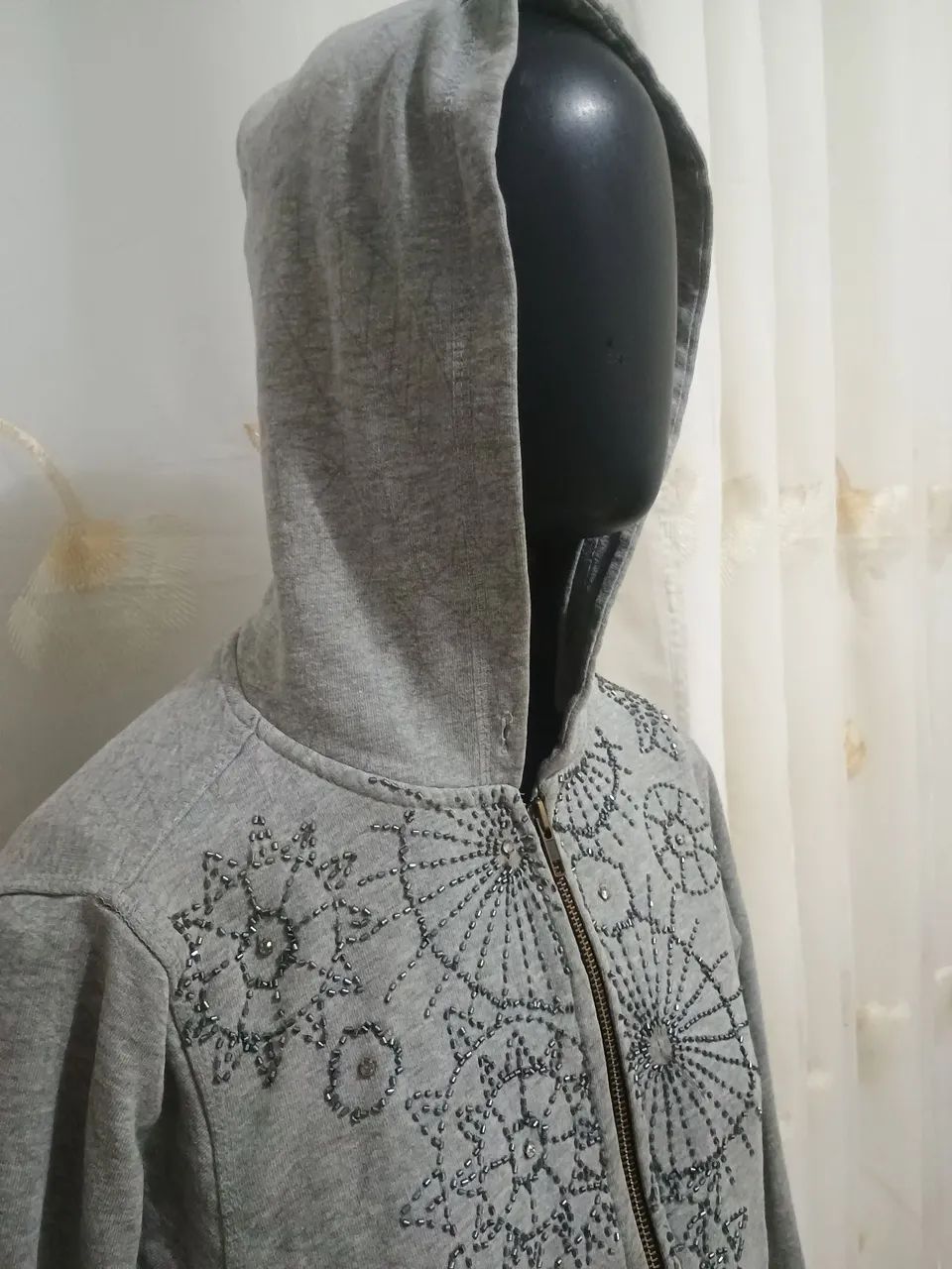Blusa de frio de malha bordada - Foto 4