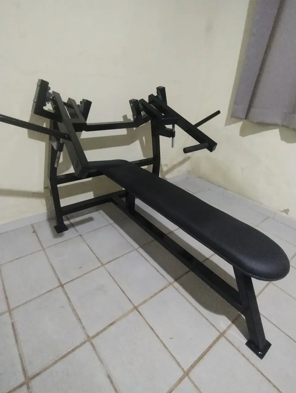 Supino reto articulado 