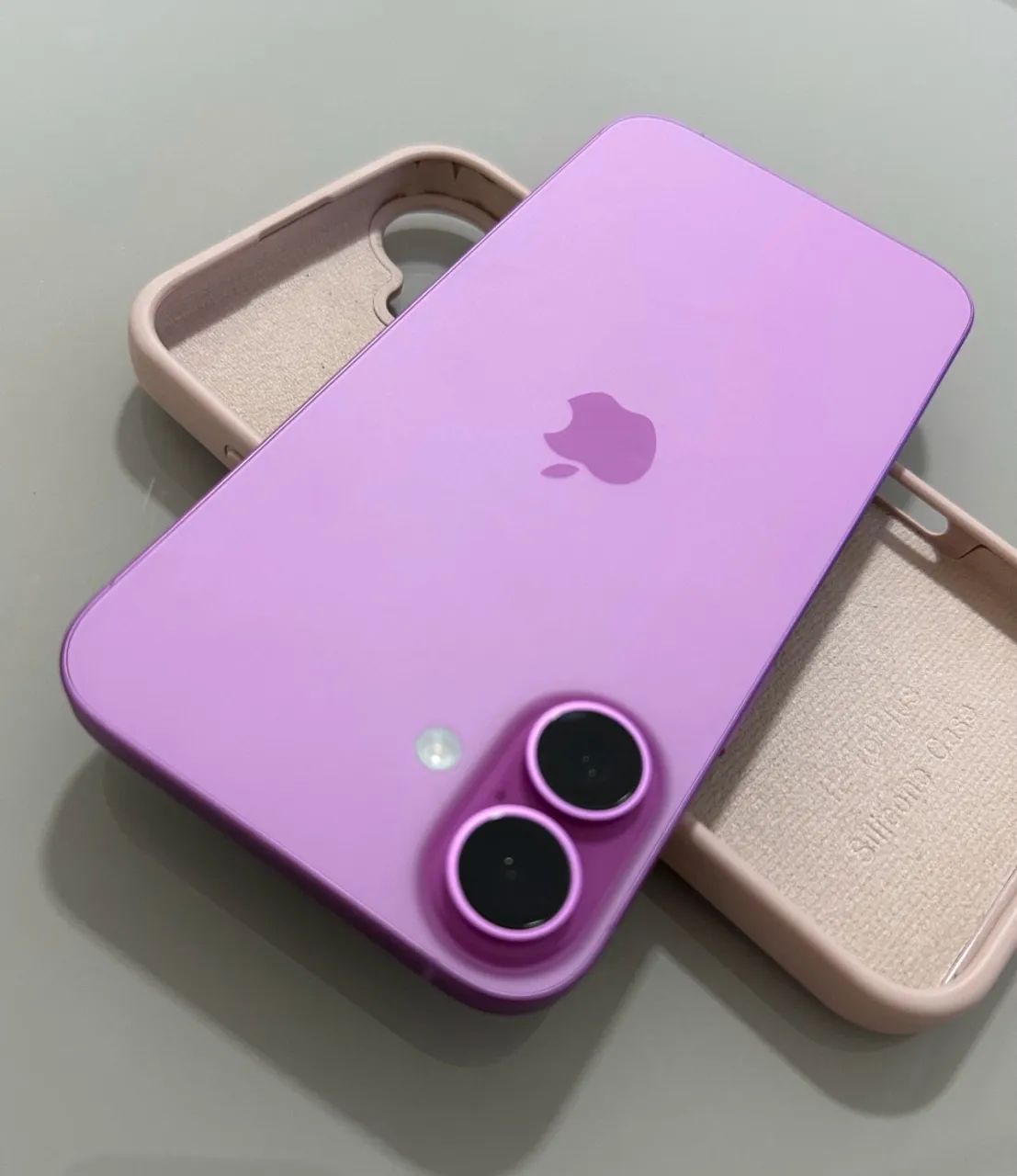 iPhone 16 Plus Rosa