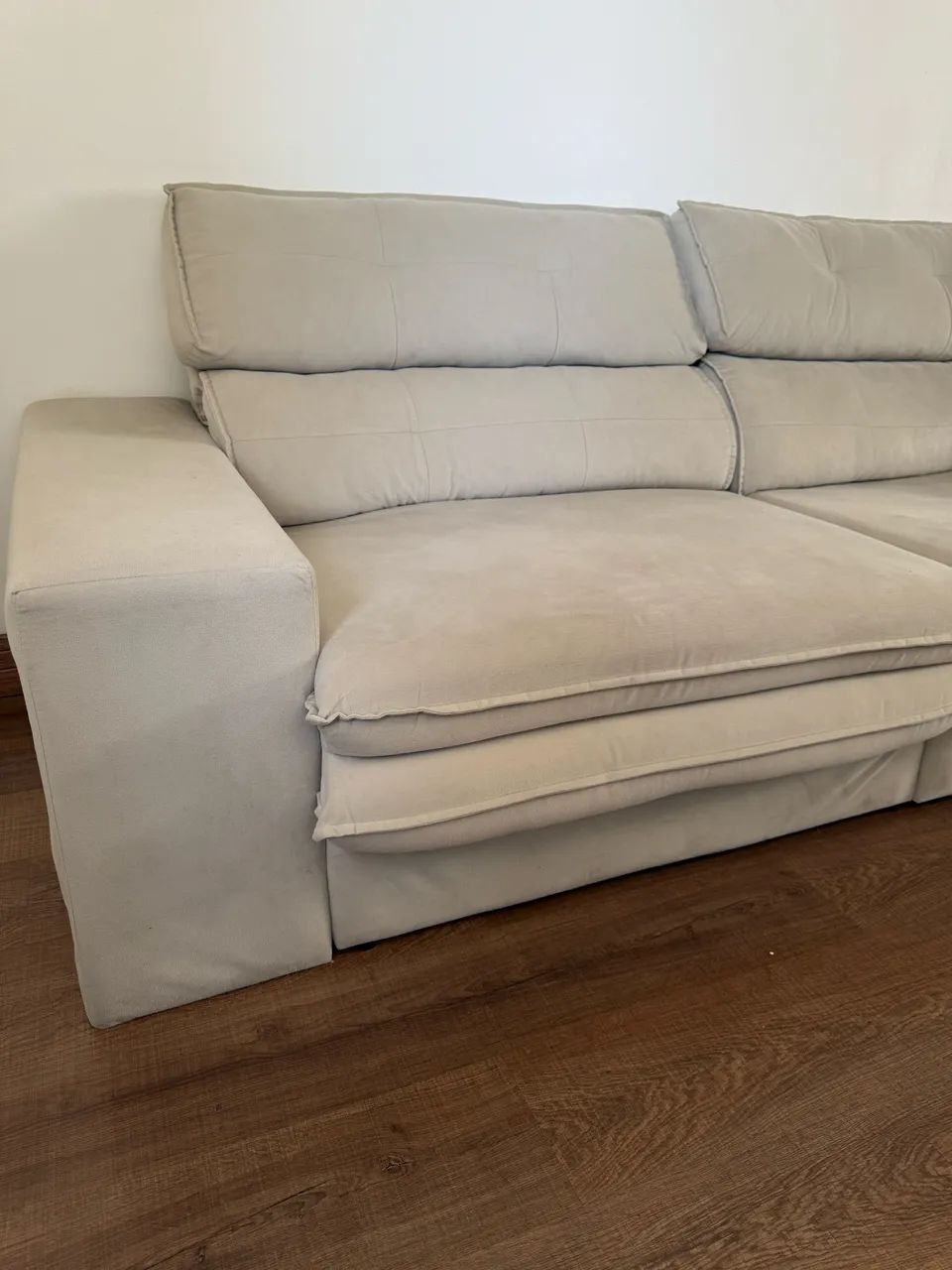 Sofá em suede, retrátil- 2,5 metros - USADO  - Foto 3