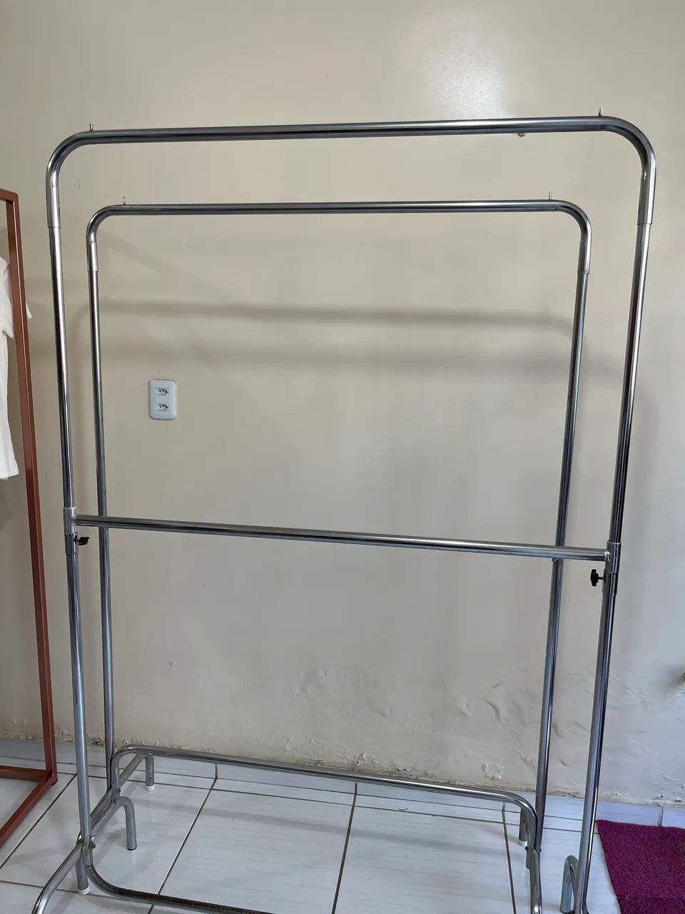 2 Araras de roupa - Foto 4