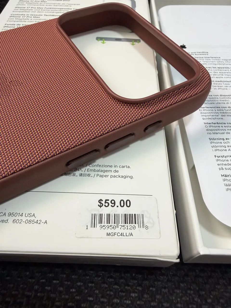 Capa Techwoven IPhone 17 pro Max Original - Foto 2