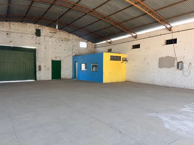 BARRACÃO COMERCIAL PARA EMPRESAS - DIRETAMENTE COM O PROPRIETÁRIO - Foto 2