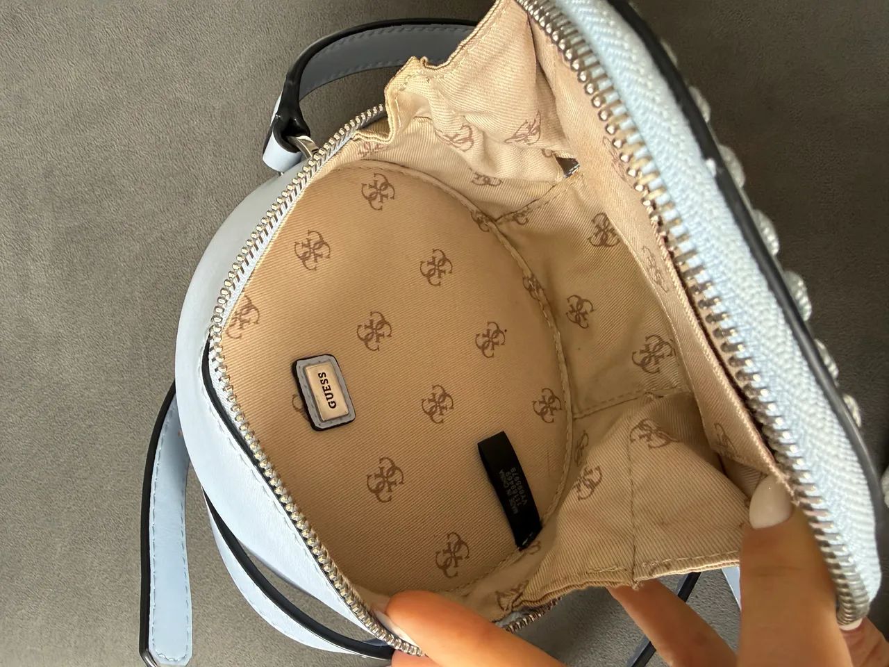 Vendo Bolsa Guess Original - Foto 4