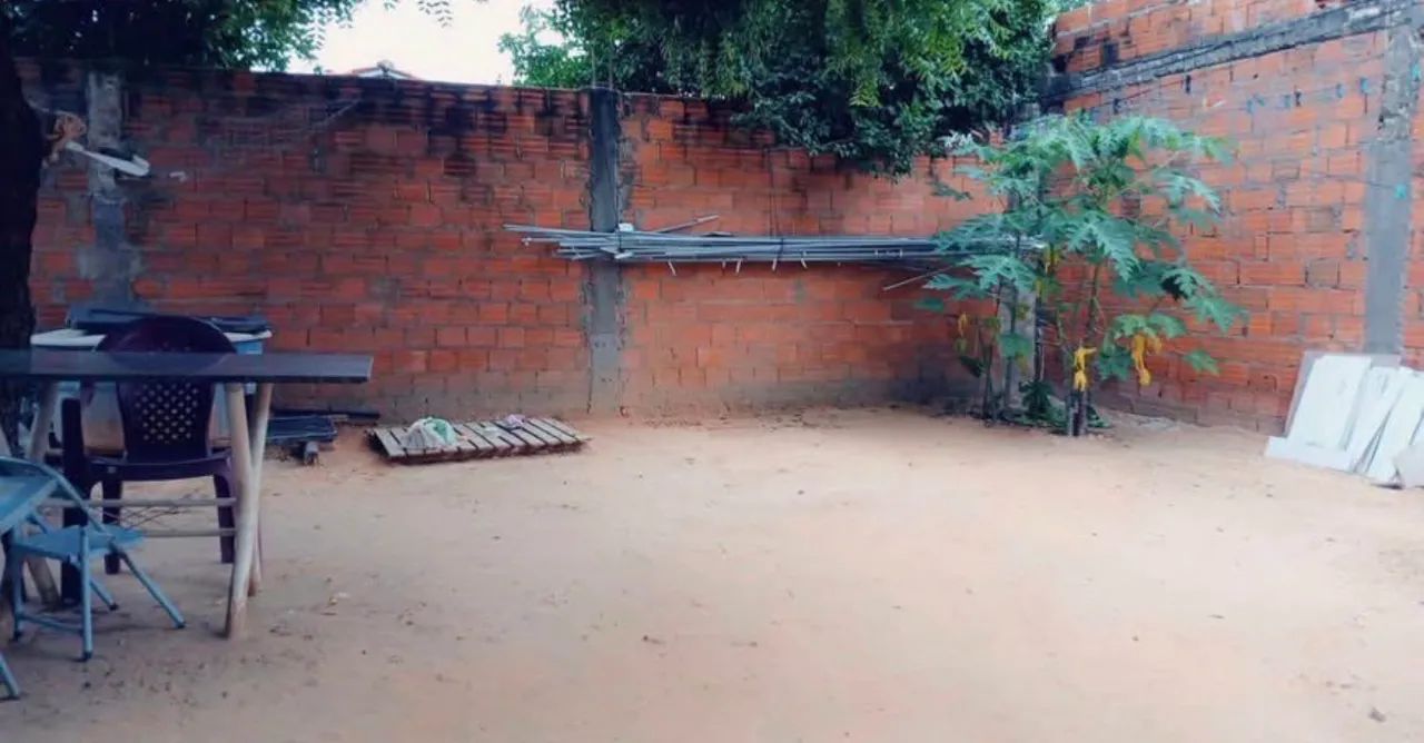 Vendo casa com suíte na Guanabara  - Foto 5