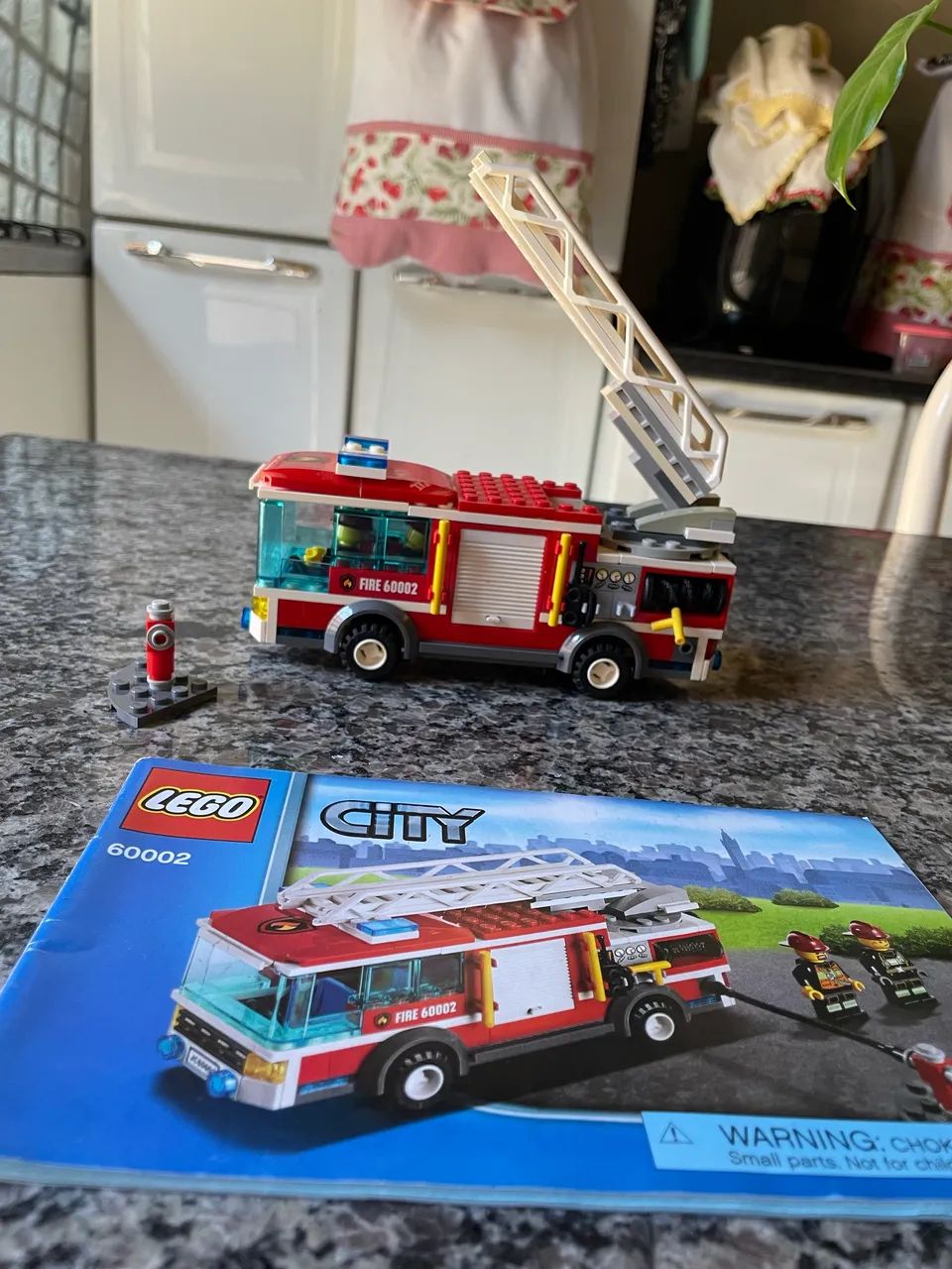 Lego city bombeiro 60002 - Foto 2