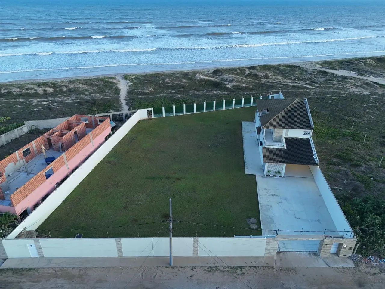 MANSÃO PÉ NA AREIA/BARRA DOS COQUEIROS 