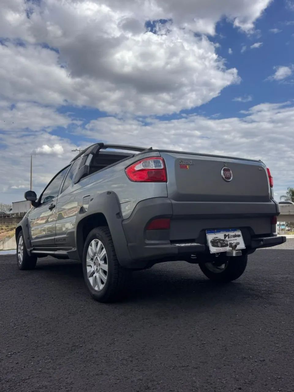 Fiat Strada Adventure 1.8/ 1.8 Locker Flex CE 2014 - Foto 5