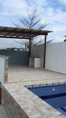 Otima Casa de Frente 3 Quartos Piscina Churrasqueira Quintal - Foto 4