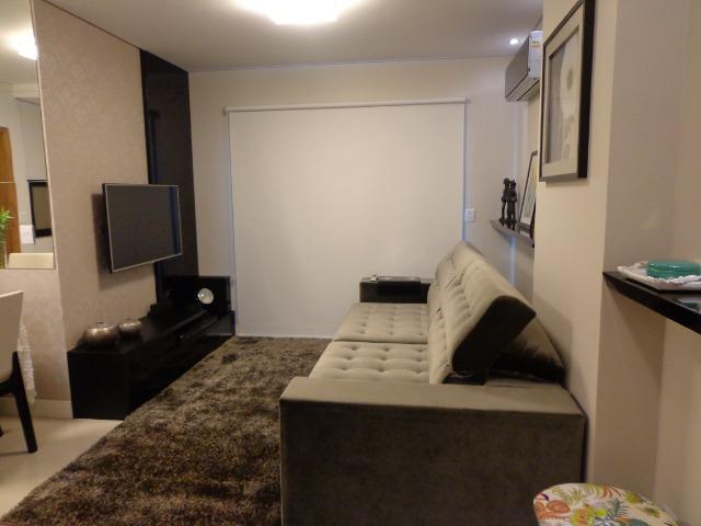 Imperdível!!! Apartamento de 2 dormitórios no Centro de Carlos Barbosa - estado de novo