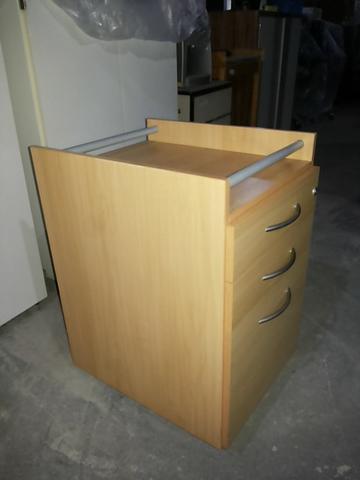 Gaveteiro semi novos marca office brasil fabricação madeira cor cerejeira - Foto 4