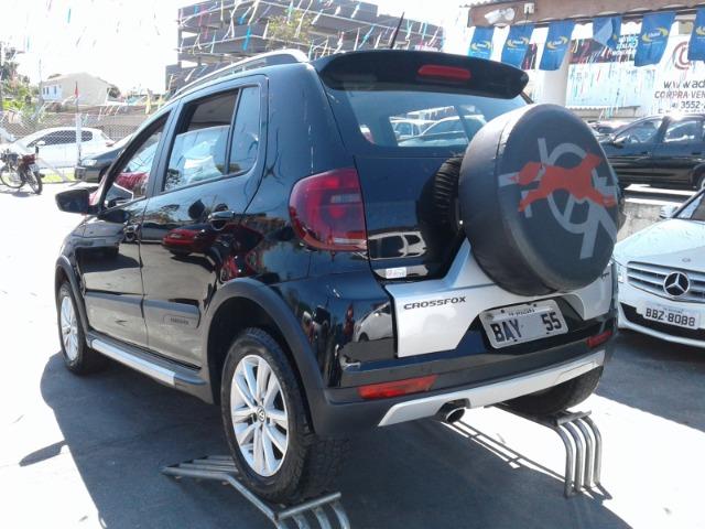 Volkswagen Crossfox 1.6 MI 8V Total Flex 4p - Foto 6