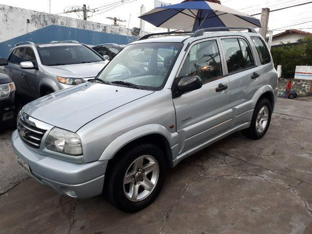 Tracker 4X4 2009 - Ipva pago, Completo, Teto Solar, Pneus novos, Multimídia