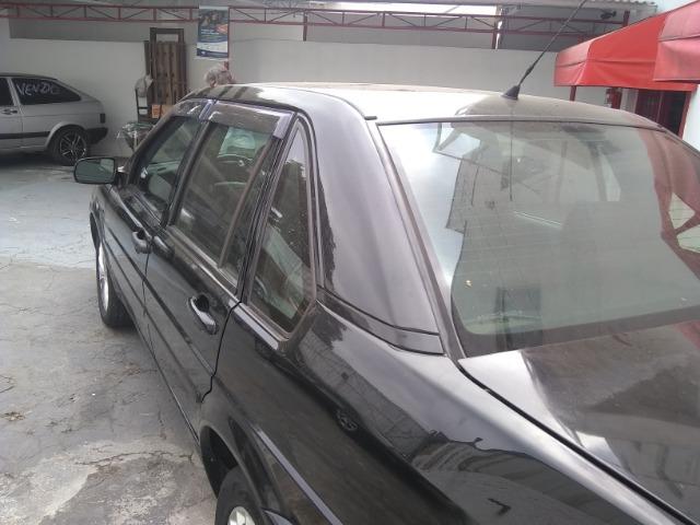 Volkswagen santana confortline, 4 portas, cor preto, completo, alcool e gnv - Foto 6