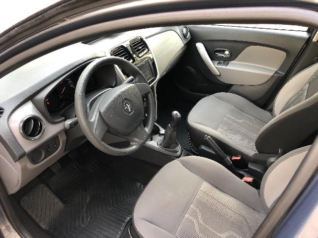 Renault Logan 1.6 Expression Flex 2018 - Foto 11