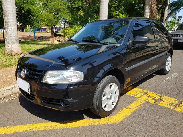 GOL G4 2010 c/AR. 2 portas. ? financia ?