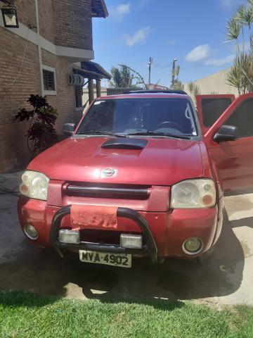 Vendo ou troco uma Frontier 2003 preferência na troca numa estrada - Foto 2