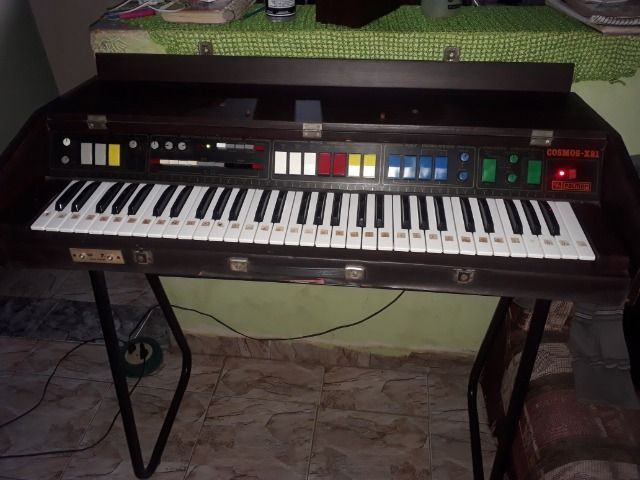 Vende-se órgão cosmo x21 palmer: