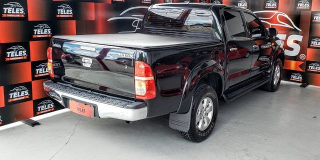 Toyota - Hilux CD SR 4X2 2.7 AT - Foto 4