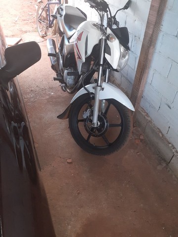 VENDE-SE TITAN 150 13/14 COMPLETA