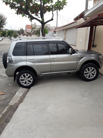 PAJERO TR4 MARAVILHOSA