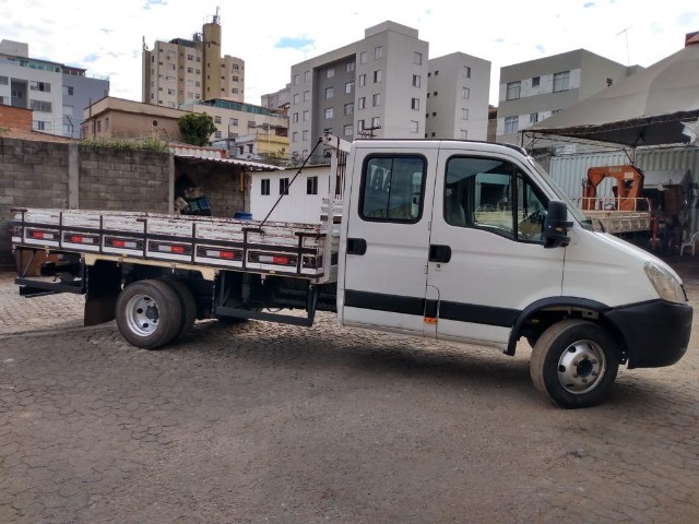 CAMINHÃO IVECO DAILY 70C17 CABINE DUPLA