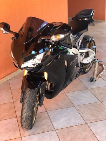 HONDA CBR 1000 RR FIREBLADE