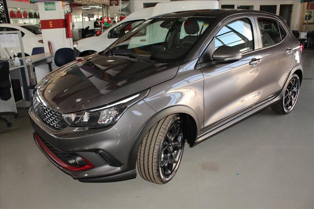 FIAT ARGO 1.8 E.TORQ FLEX HGT AT6