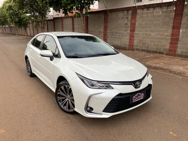 TOYOTA COROLLA 2021 XEI 2.0 FLEX ZERADO / TROCO E FINANCIO