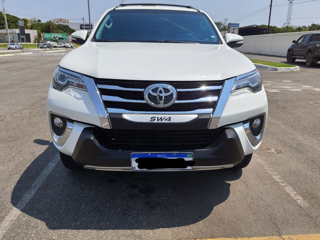 HILUX SW4 2017 2.8 SRX 4X4 16V TURBO INTERCOOLER DIESEL 4P AUTOMÁTICO 7 LUGARES