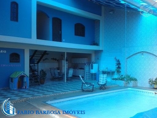 Belíssima casa 6 qts/2sts com área externa com piscina - Vila Velha - Foto 5