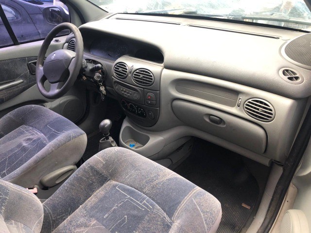 Sucata Renault Scenic 2.0 16v 2002/2003 com ABS - Foto 5