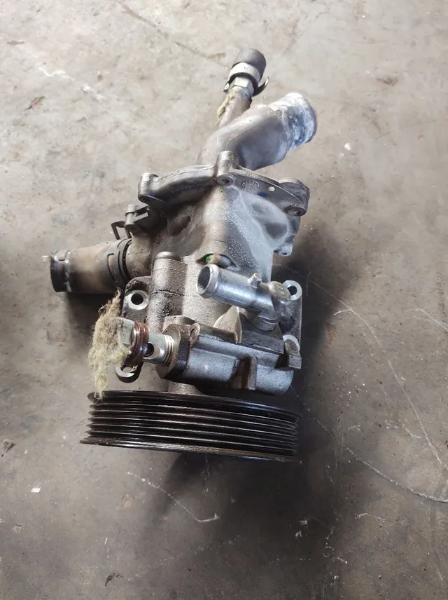 Bomba direção hidráulica e d'água fiat motor etorq.
