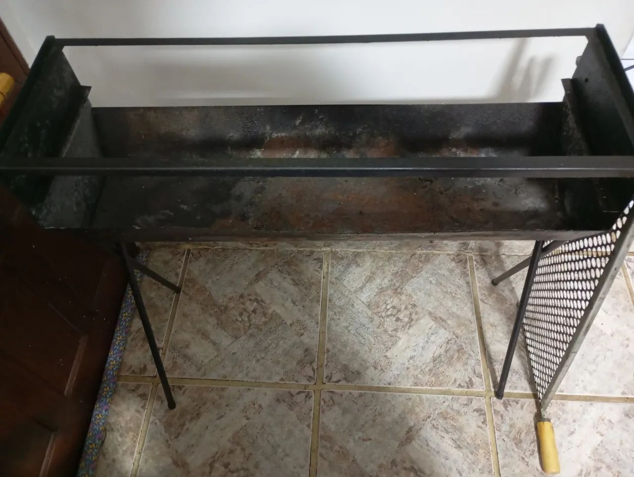 Churrasqueira portátil em ótimo estado - Foto 4