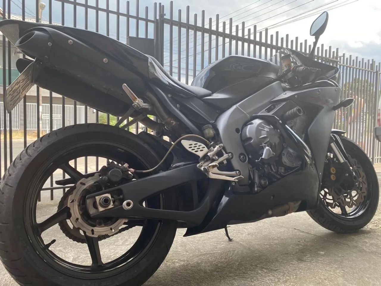 Yamaha Yzf R1 2006  - Foto 3