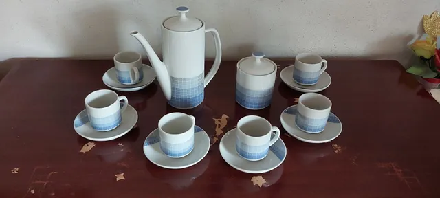 Jogo de café Pozzani em branco e azul