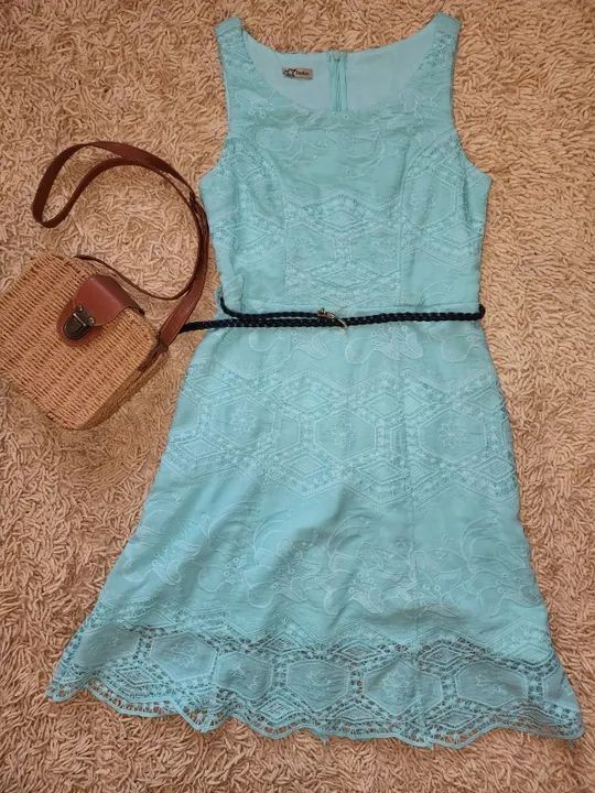 Vestido rendado azul turquesa P