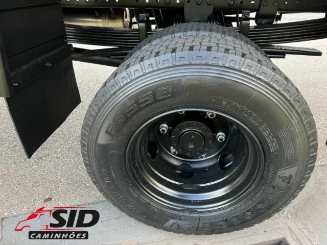 Vw 11180 2022 C/ carroceria  - Foto 15