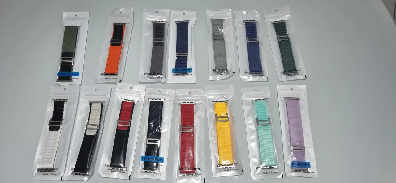 Pulseiras para Apple Watch 42/44/45/49mm - Diversas Cores