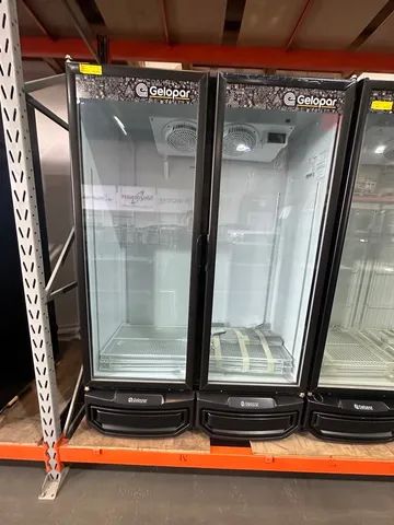 Cervejeira 2 portas 950L Gelopar 