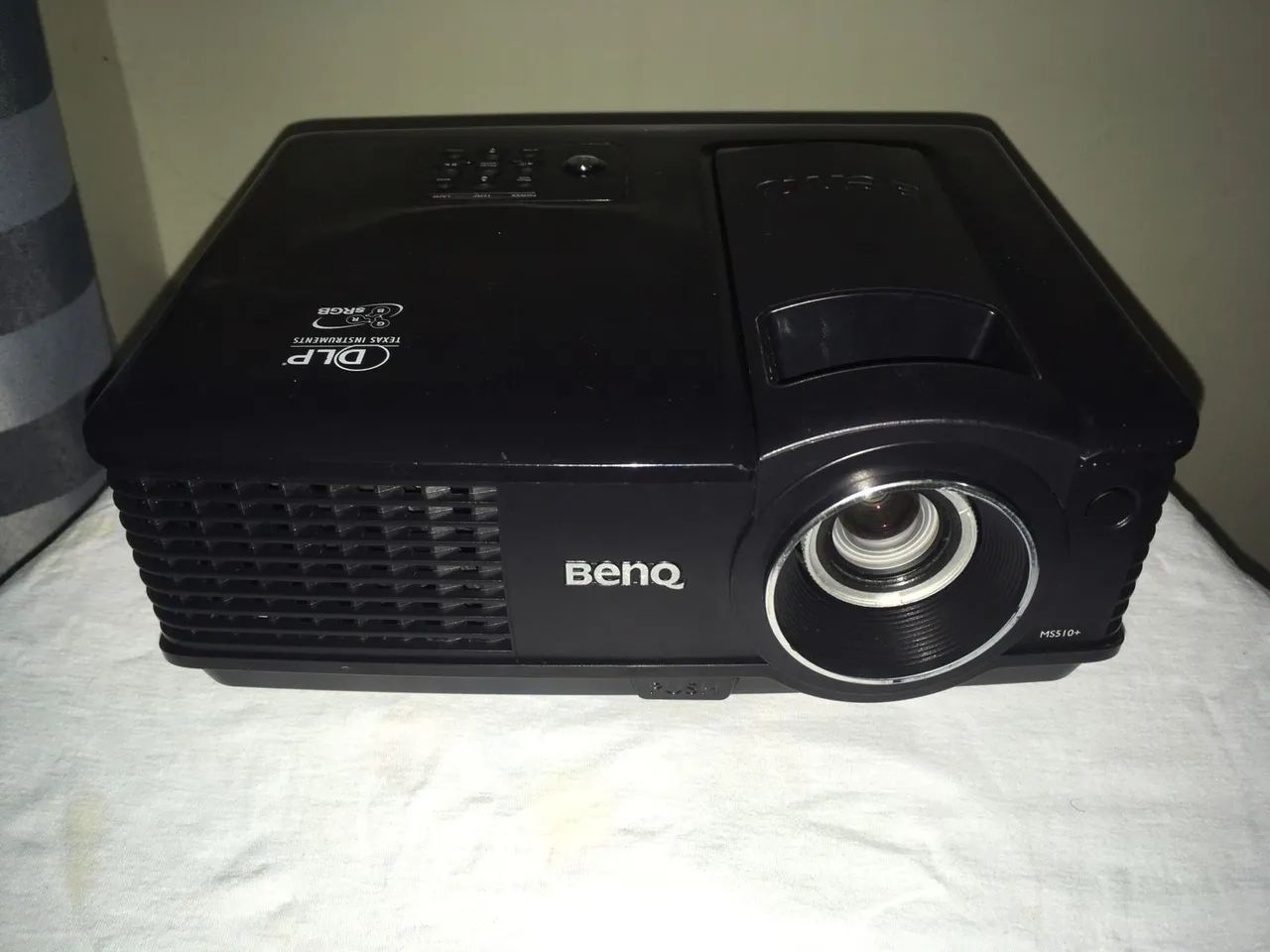 Projetores Benq, Epson s11 e Vivitek - Foto 3