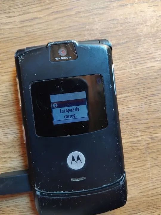 Celular Motorola Razr V3 - Antiguidade leia o anúncio todo  - Foto 2