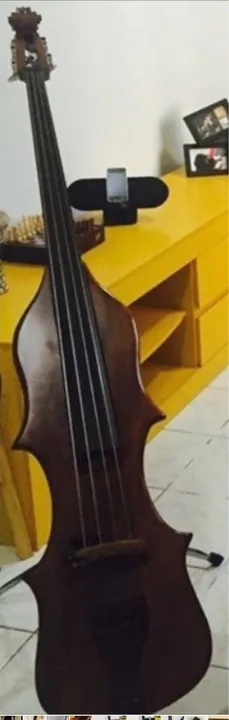 Baixo UP RIGHT 3/4 de luthier carioca
